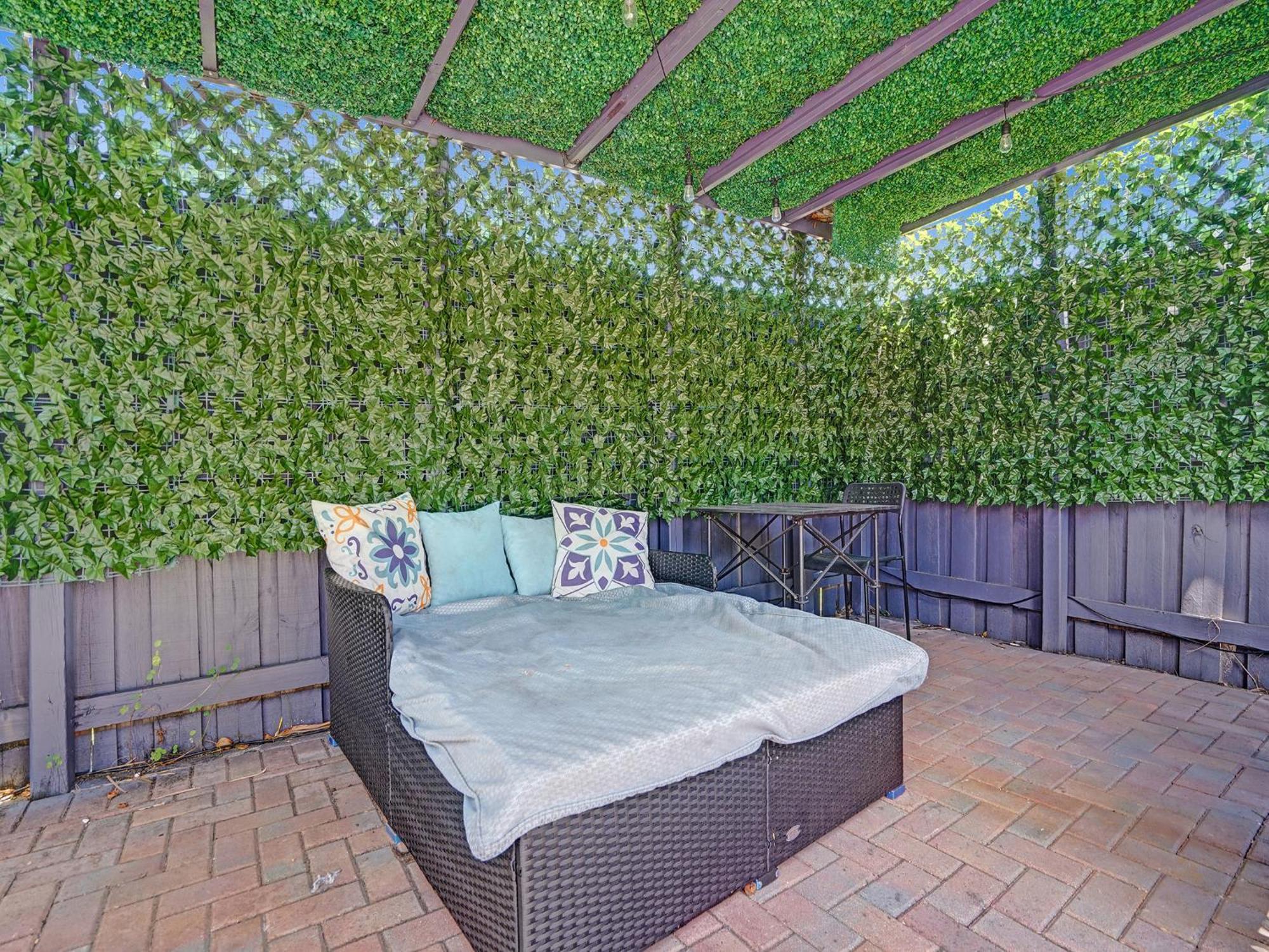 Large Gay Men'S 1 Bedroom W Gameroom Heated Pool Clothing Optional Oakland Park Buitenkant foto