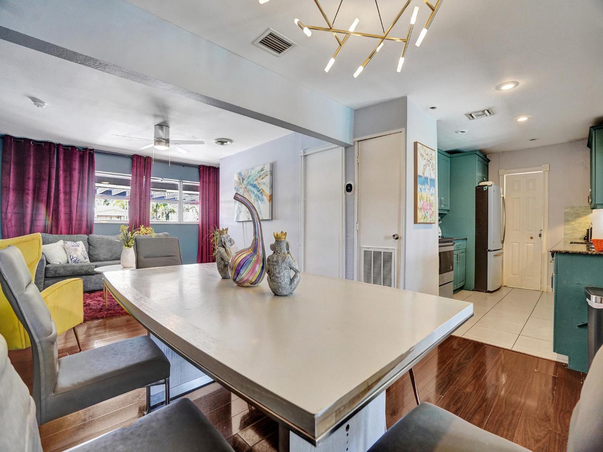 Large Gay Men'S 1 Bedroom W Gameroom Heated Pool Clothing Optional Oakland Park Buitenkant foto